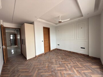 Master Bedroom in 4 BHK Apartment at Adani Samsara Vilasa, Sector 63 – for Rent