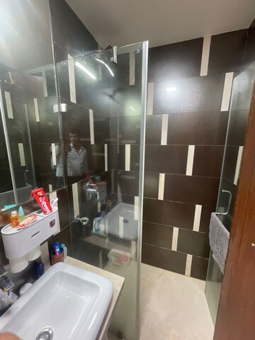 Team Area in 4 BHK Apartment at Benchmark Solus, Bandra West – for Rent