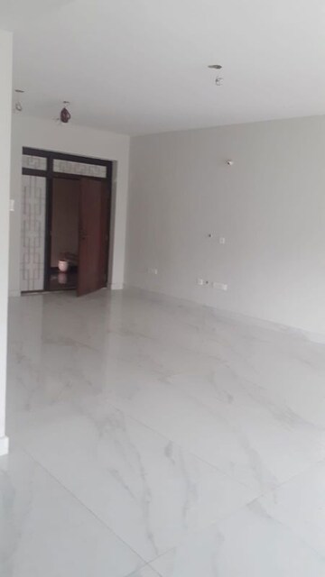 Room in 3 BHK Apartment at GK Heights Kukatpally, Kukatpally – for Sale