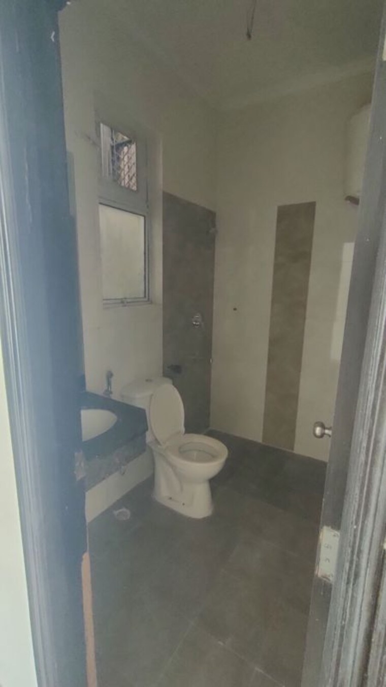 Bathroom, ansal-api-esencia 3 Bedroom 1500 Sq.Ft. Builder Floor In Sector 67 Gurgaon 9855942