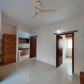 Room in 2 BHK Builder Floor at Lakshmi Nilayam Indiranagar, Indiranagar – for Rent