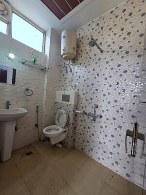 Bathroom in 3 BHK Builder Floor at Sector 57 – for Rent