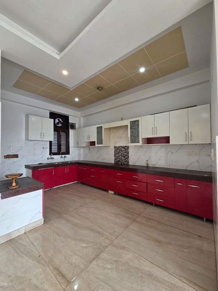 Kitchen, sector 57 3 Bedroom 2700 Sq.Ft. Builder Floor In Sector 57 Gurgaon 9855950
