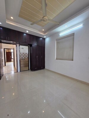 Bedroom in 3 BHK Builder Floor at Sector 57 – for Rent