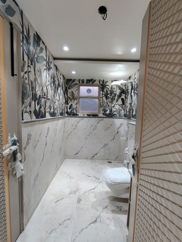 Bathroom, faridabad central 4 Bedroom 4050 Sq.Ft. Builder Floor In Faridabad Central Faridabad 9855956