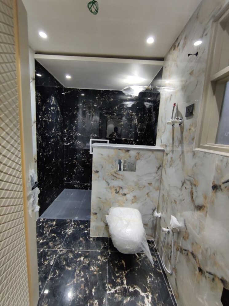 Bathroom, faridabad central 4 Bedroom 4050 Sq.Ft. Builder Floor In Faridabad Central Faridabad 9855956