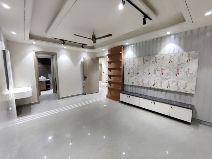 Room, faridabad central 4 Bedroom 4050 Sq.Ft. Builder Floor In Faridabad Central Faridabad 9855956