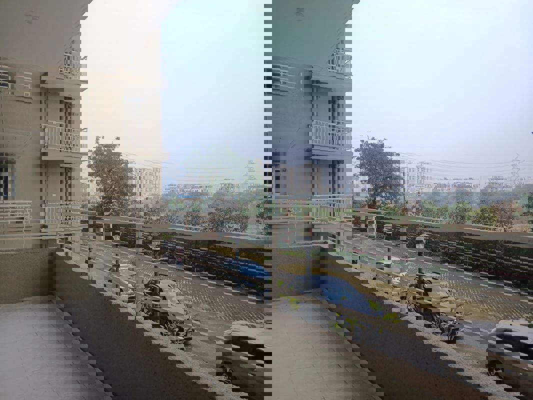 3 BHK 645 Sq.Ft. Apartment in Pyramid Altia