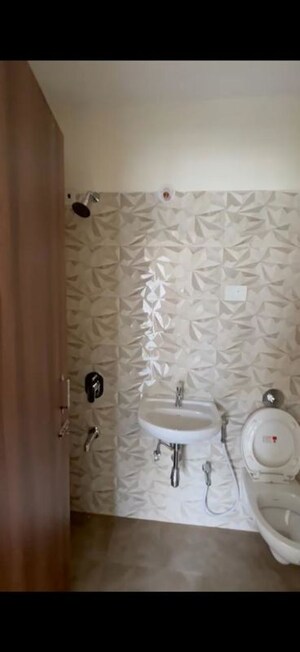 Bathroom in 1 BHK Apartment at Raunak Tulip, Vartak Nagar – for Sale