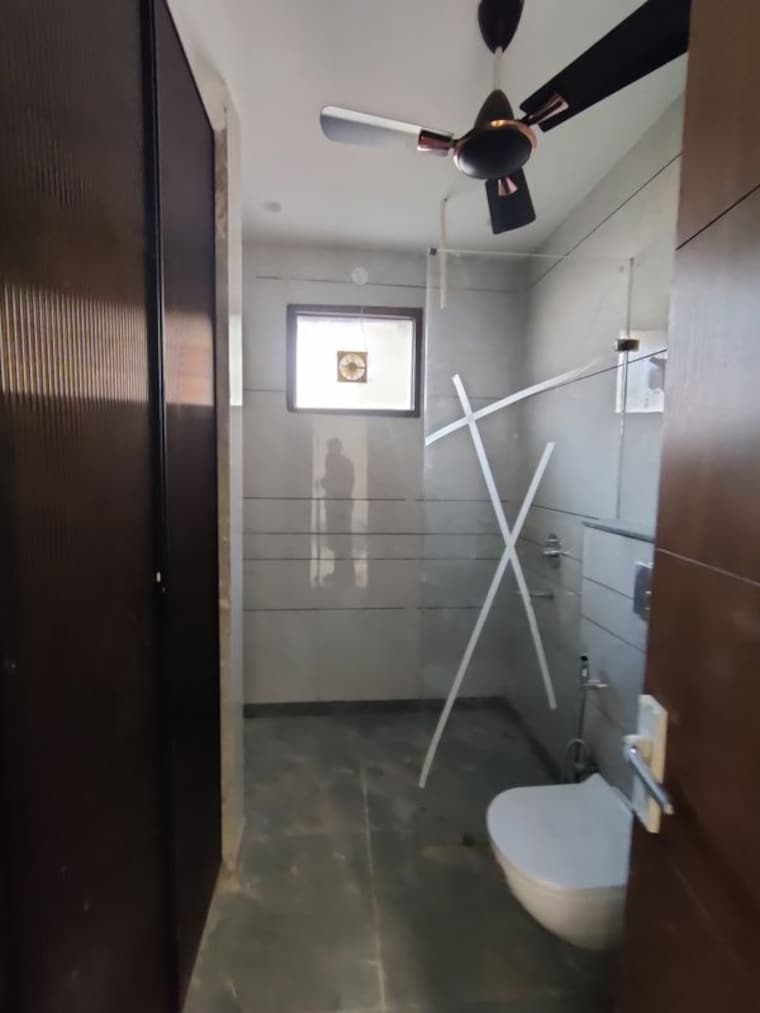 Attached Bathroom, faridabad central 4 Bedroom 2520 Sq.Ft. Builder Floor In Faridabad Central Faridabad 9855977