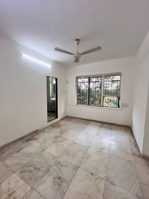 2 BHK Apartment For Rent in Lokhandwala Complex