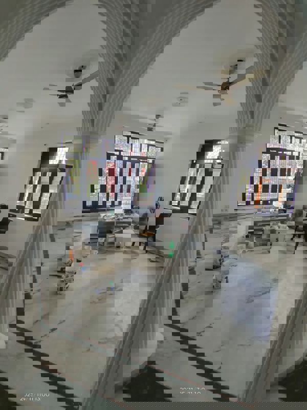 3 BHK + Extra Room Builder Floor For Rent in Sector 34