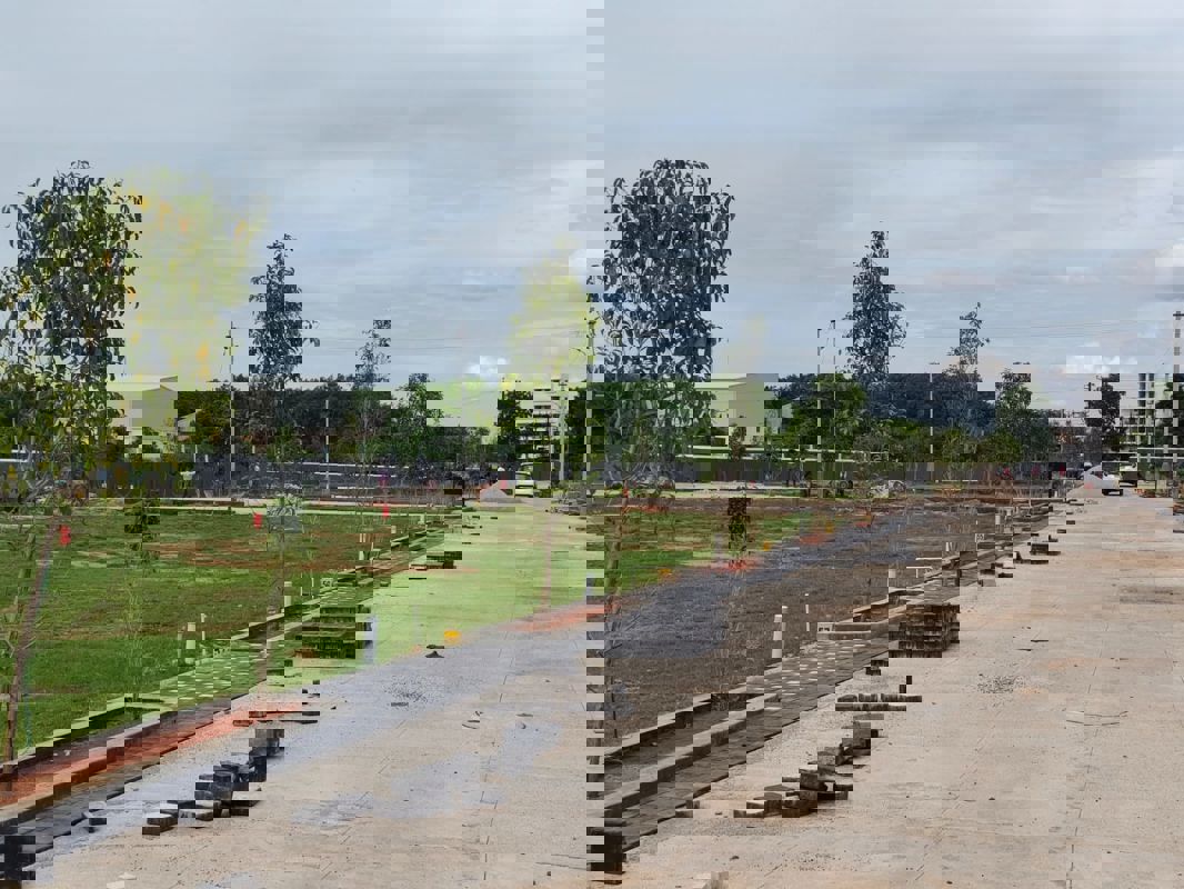 Plot For Sale in Palur