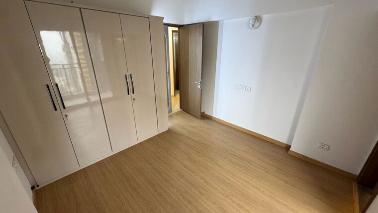 Bedroom, godrej-woods 4 Bedroom 2259 Sq.Ft. Apartment In Sector 43 Noida 9856014