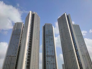 6 BHK Apartment For Sale in Oberoi Sky City, Borivali East