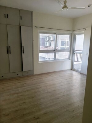 Room in 3 BHK Apartment at Adani Oyster Grande Phase 2, Sector 102 – for Rent