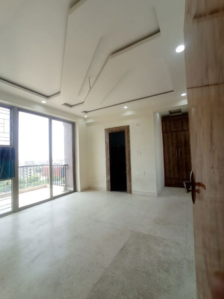 Room, sector 13 dwarka 3 Bedroom 1450 Sq.Ft. Apartment In Sector 13 Dwarka Delhi 9856037