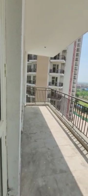 2 BHK + Extra Room 955 Sq.Ft. Apartment in Signature Global City 81