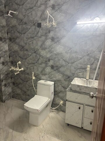 Bathroom in 2 BHK Builder Floor at Sector 36 – for Rent