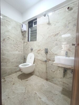 Bathroom in 2 BHK Apartment at BP DPS Park View, Goregaon West – for Rent
