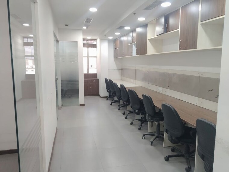 Kitchen, netaji subhash place Commercial Office Space 810 Sq.Ft. In Netaji Subhash Place Delhi 9856067