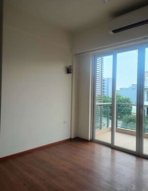 Room in 3 BHK Apartment at Adani Samsara, Sector 60 – for Rent