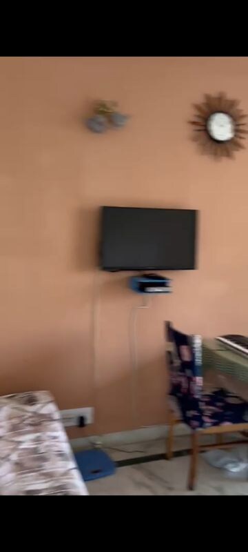 Furnished Amenities in 3 BHK Apartment at Doordarshan Apartment, Sector 45 – for Rent