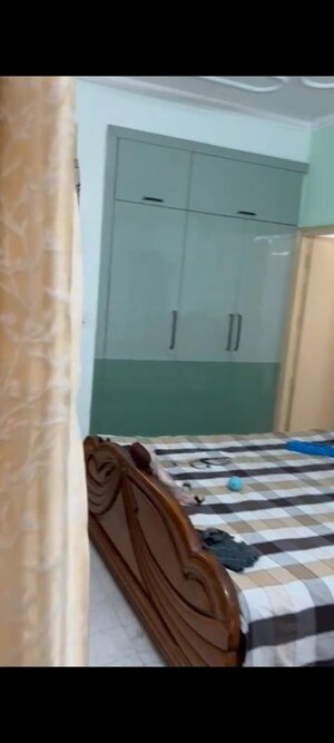 Furnished Amenities in 3 BHK Apartment at Doordarshan Apartment, Sector 45 – for Rent