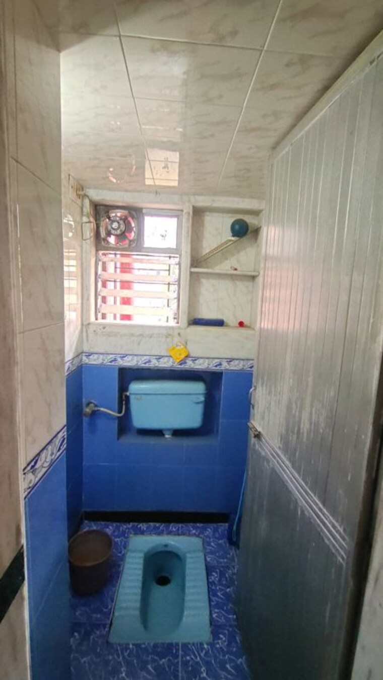 Bathroom, anurag-chs-louis-wadi 1 Bedroom 450 Sq.Ft. Apartment In Louis Wadi Thane 9856085