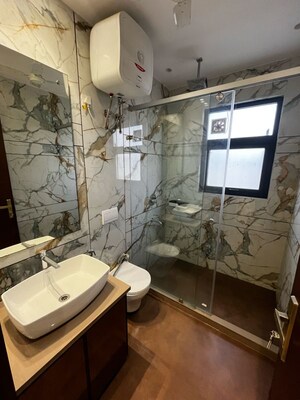 Team Area in 3 BHK Builder Floor at Sushant Lok I – for Rent