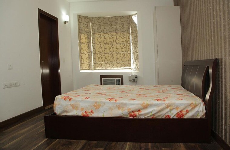 Bedroom, unitech-harmony 3.5 Bedroom 2530 Sq.Ft. Apartment In Sector 50 Gurgaon 9856088