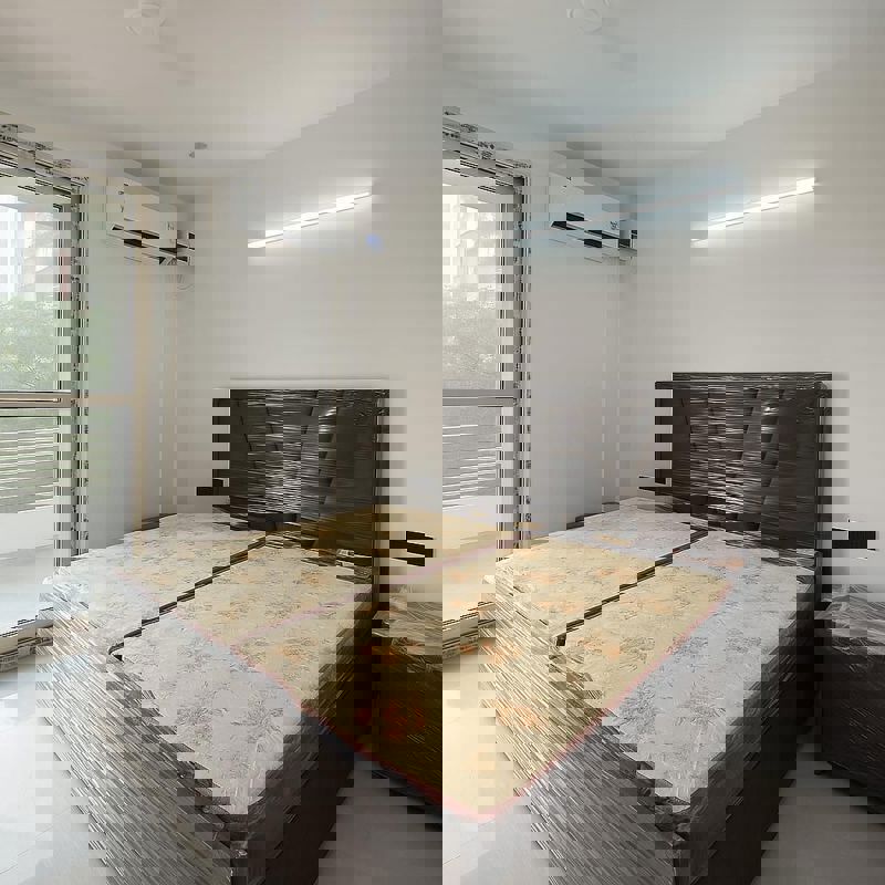 3 BHK 1800 Sq.Ft. Apartment in City Heights