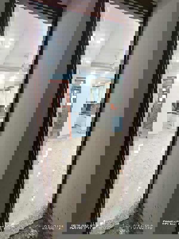 2 BHK Builder Floor For Rent in Saket