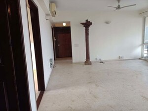Building Lobby in 3.5 BHK Apartment at Unitech Harmony, Sector 50 – for Rent
