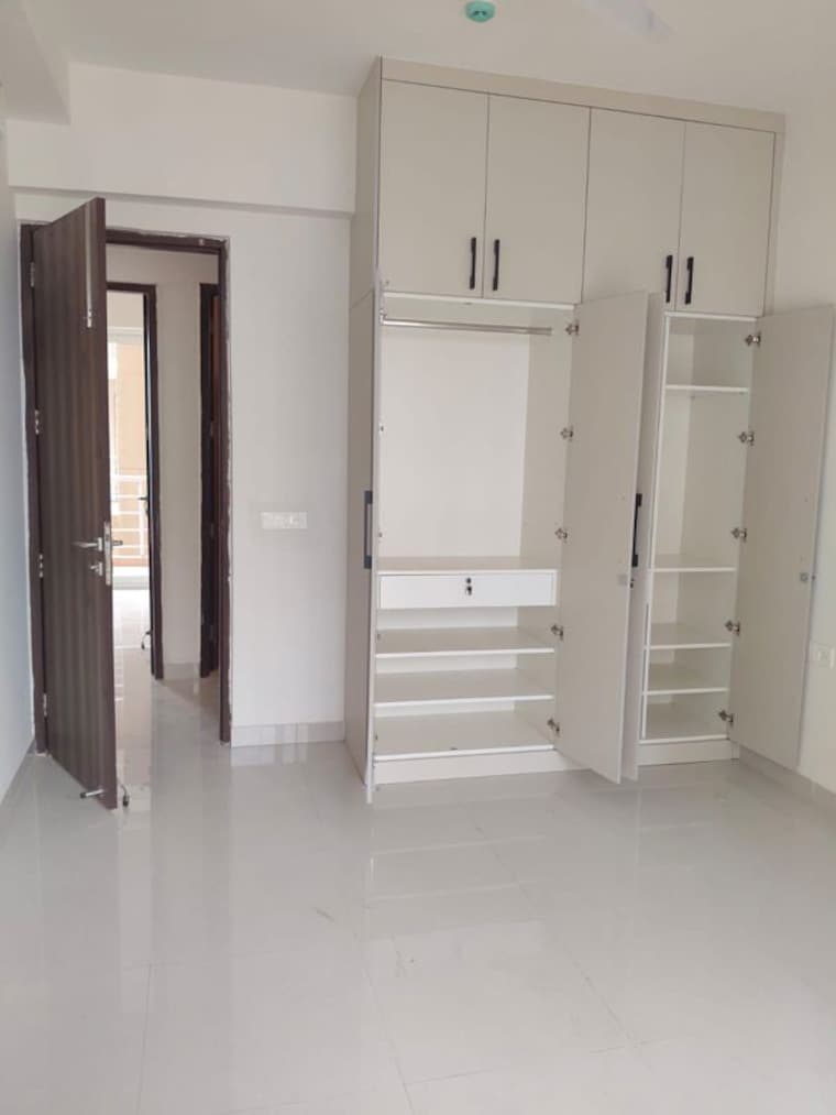 Room, capital-residency-360 3 Bedroom 1976 Sq.Ft. Apartment In Sector 70a Gurgaon 9803894