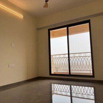 Room in 3 BHK Apartment at Paradise Sai World Dreams, Kalyan Shilphata Road – for Sale