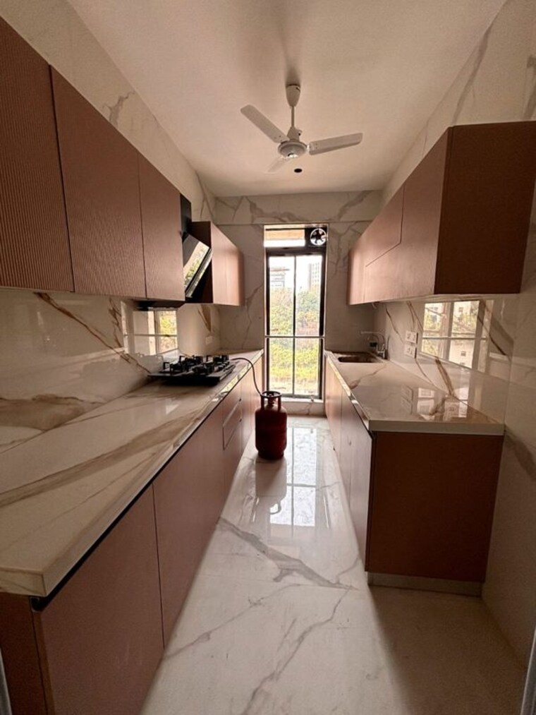 Kitchen, khar west 2 Bedroom 700 Sq.Ft. Apartment In Khar West Mumbai 9856185