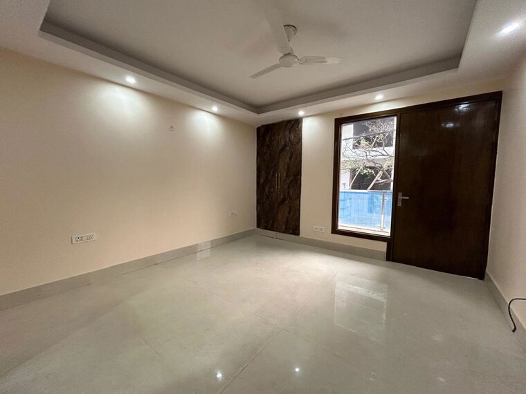 Room, saket 2 Bedroom 850 Sq.Ft. Builder Floor In Saket Delhi 9856196