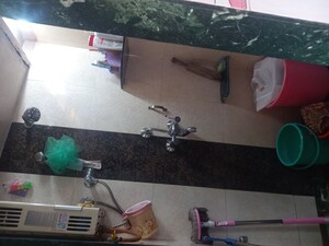 Team Area in 1 BHK Apartment at Dadar West – for Rent