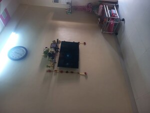 Parking in 1 BHK Apartment at Dadar West – for Rent