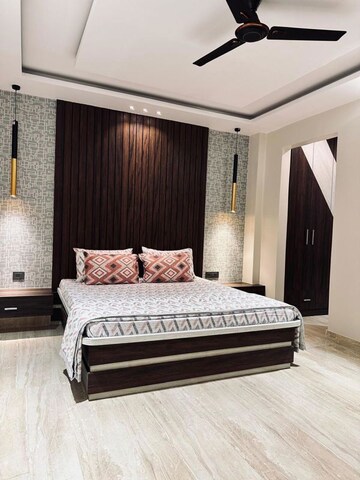 Bedroom in 4 BHK Independent House at Gomti Nagar – for Rent