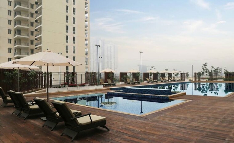 Swimming Pool, godrej-aria 3 Bedroom 1983 Sq.Ft. Apartment In Sector 79 Gurgaon 9856216