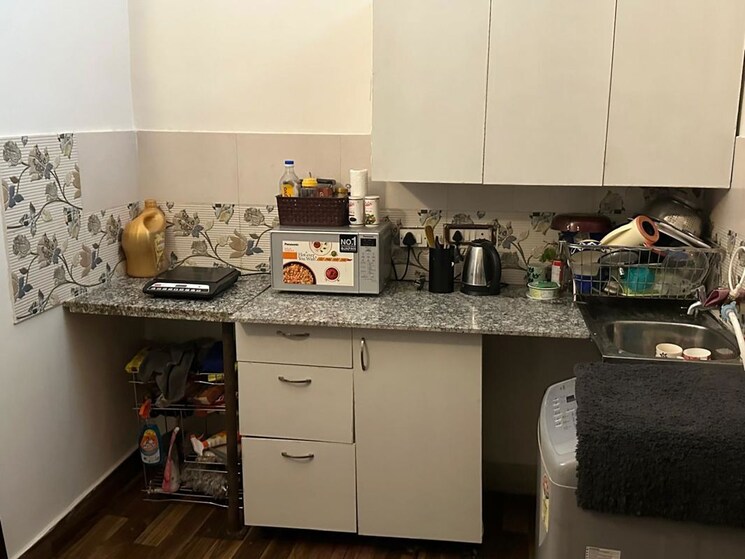 Kitchen, greater kailash i Studio 400 Sq.Ft. Apartment In Greater Kailash I Delhi 9856226