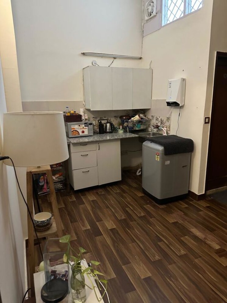 Kitchen, greater kailash i Studio 400 Sq.Ft. Apartment In Greater Kailash I Delhi 9856226