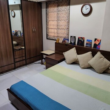 Bedroom in 4 BHK Apartment at Juhu – for Sale