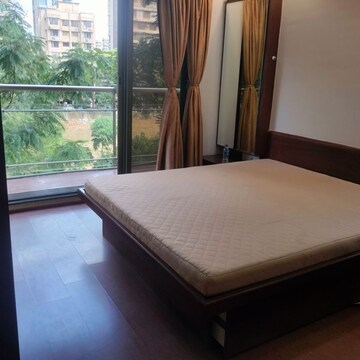 Bedroom in 2.5 BHK Apartment at Juhu Trishul, Juhu – for Rent