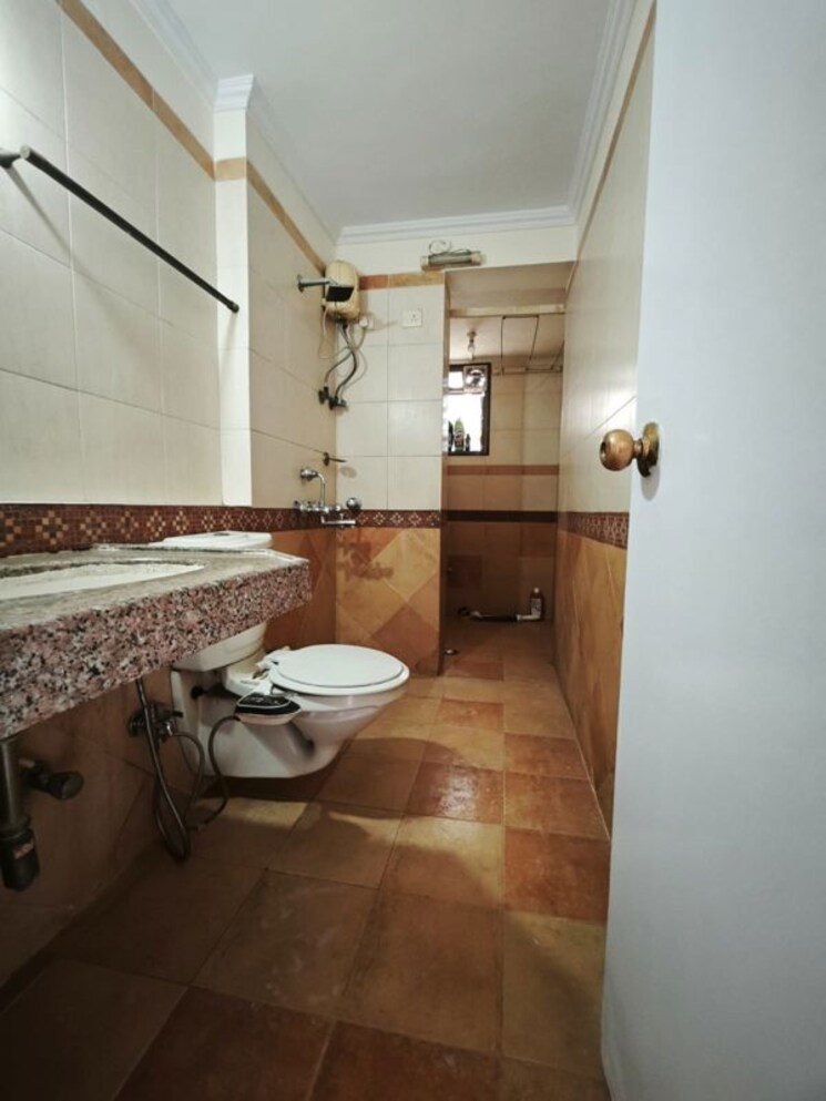Bathroom, kukreja-residency 2 Bedroom 1150 Sq.Ft. Apartment In Chembur Mumbai 9856241