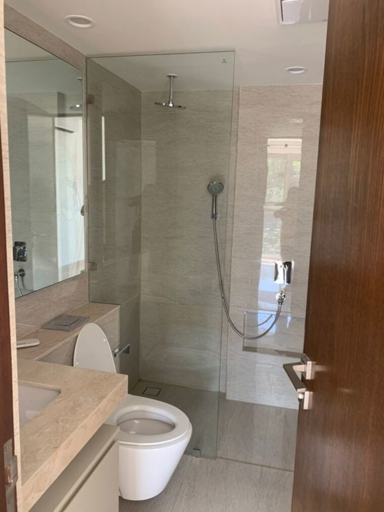 Bathroom, hiranandani-castle-rock 2 Bedroom 750 Sq.Ft. Apartment In Powai Mumbai 9856267