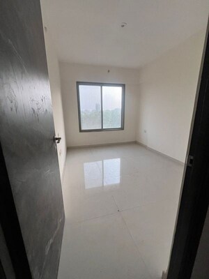 Room in 1 BHK Apartment at Raj Shreeji Iconic, Badlapur East – for Sale
