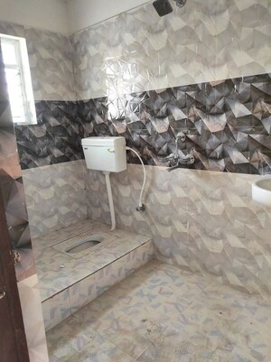 Bathroom in 3 BHK Apartment at Bariatu – for Sale